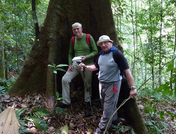 En la selva colombiana amb el prof. Rivas 2010 p